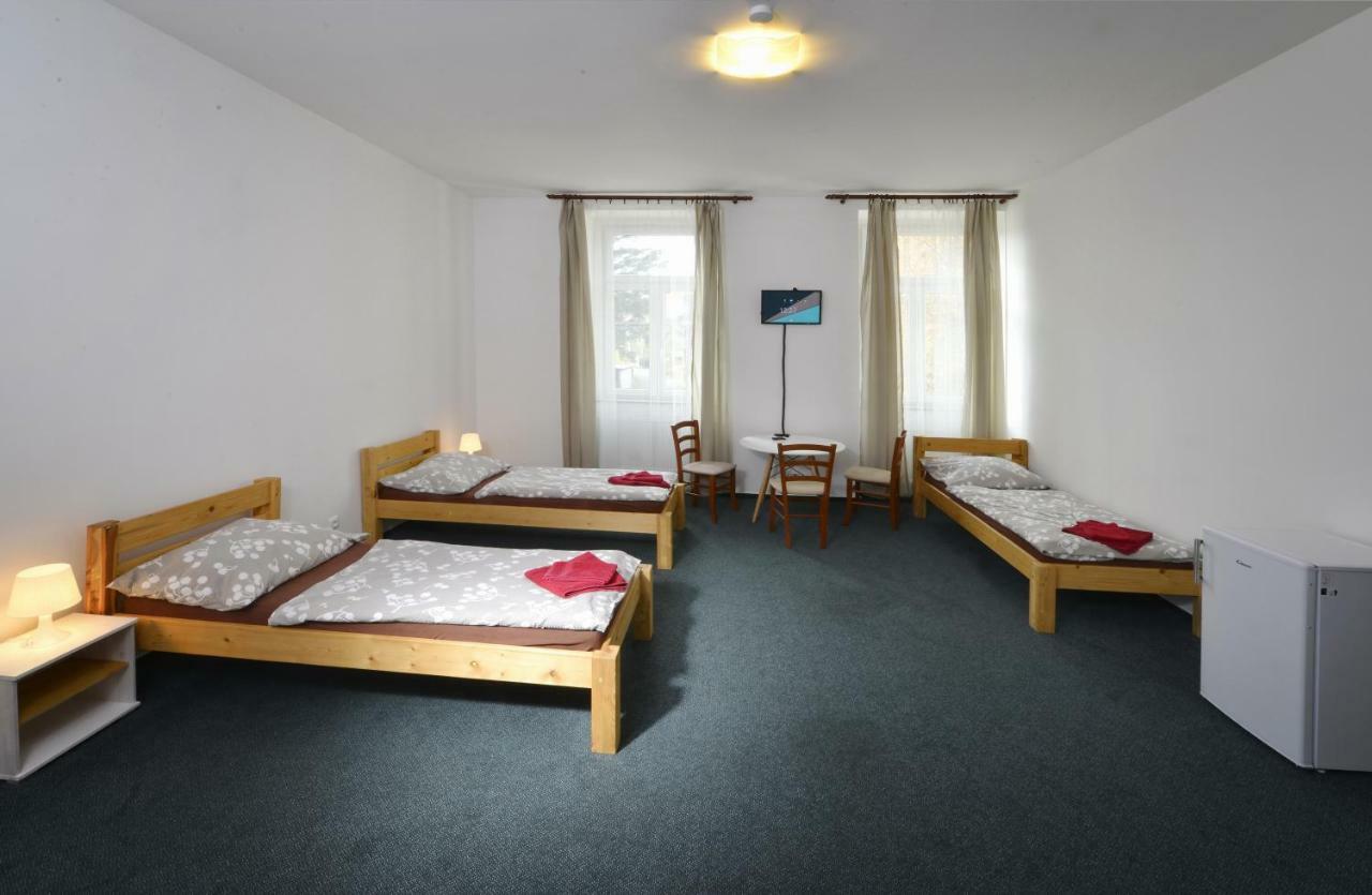 Penzion Pivovar Podlesi Pribram Exterior photo